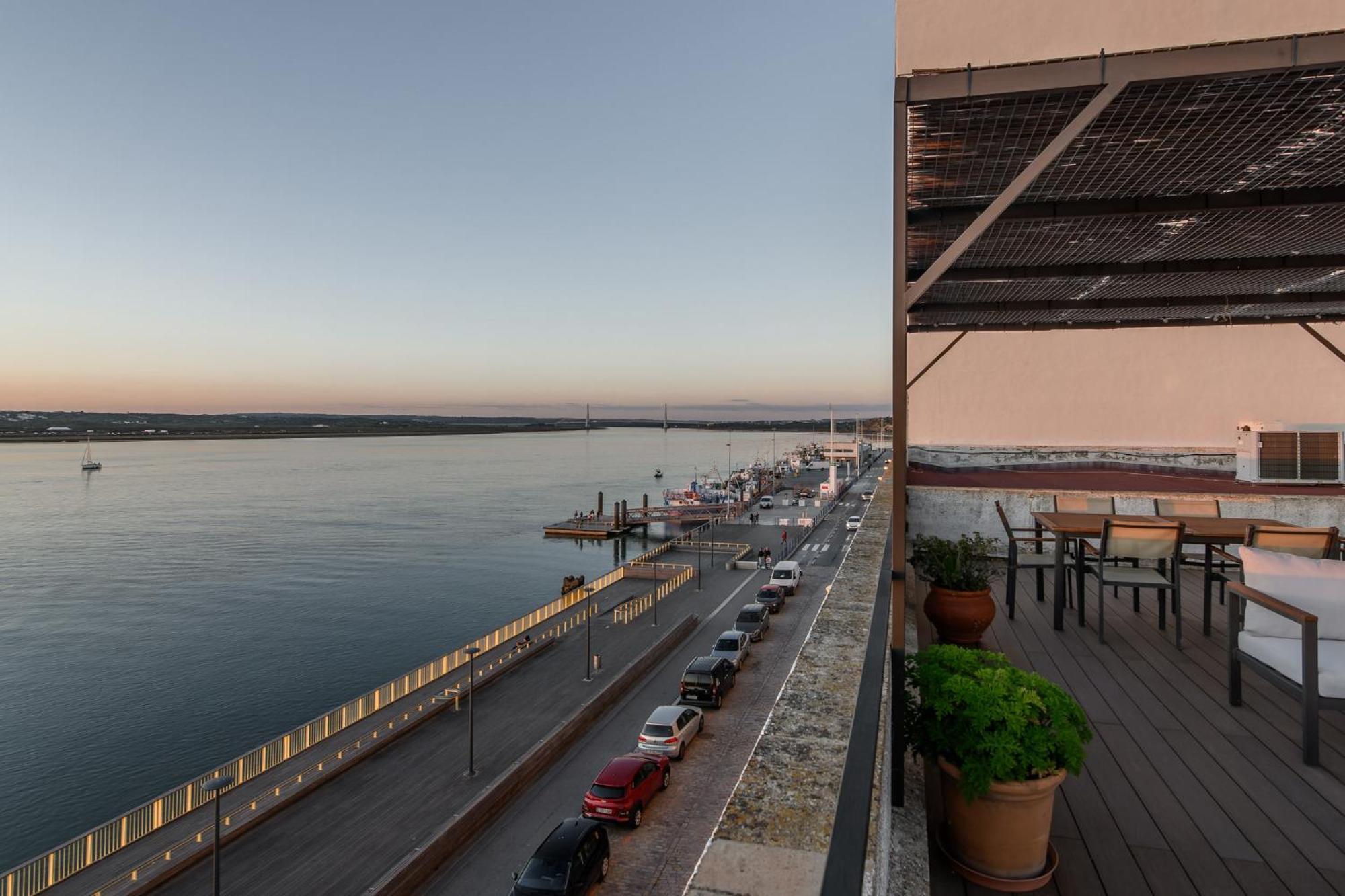 Apartamento Sobre El Rio Guadiana Ayamonte Buitenkant foto